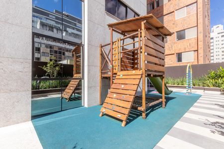 Apartamento para alugar com 108m², 3 quartos e 2 vagas Apartamento para alugar com 108m², 3 quartos e 2 vagasÁrea comum - Playground