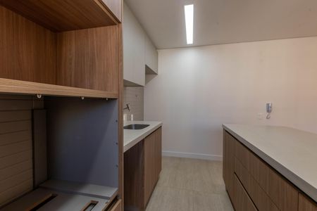 Cozinha de apartamento para alugar com 3 quartos, 108m² em Lourdes, Belo Horizonte