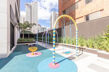 Apartamento para alugar com 108m², 3 quartos e 2 vagas Apartamento para alugar com 108m², 3 quartos e 2 vagasÁrea comum - Playground