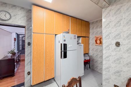 Casa à venda com 150m², 2 quartos e 3 vagas Casa à venda com 150m², 2 quartos e 3 vagasCozinha