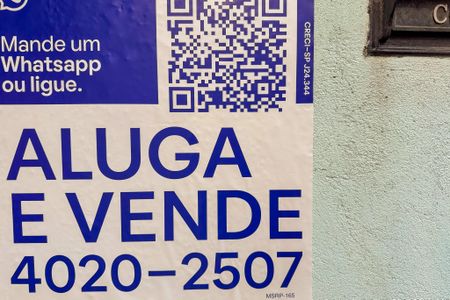 Casa à venda com 150m², 2 quartos e 3 vagas Casa à venda com 150m², 2 quartos e 3 vagasMSRP-165