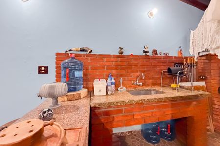 Casa à venda com 150m², 2 quartos e 3 vagas Casa à venda com 150m², 2 quartos e 3 vagasÁrea Externa - Churrasqueira