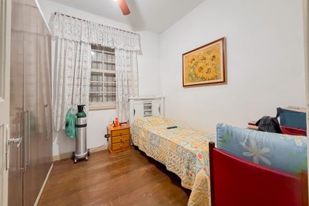 Casa à venda com 150m², 2 quartos e 3 vagas Casa à venda com 150m², 2 quartos e 3 vagasQuarto 1