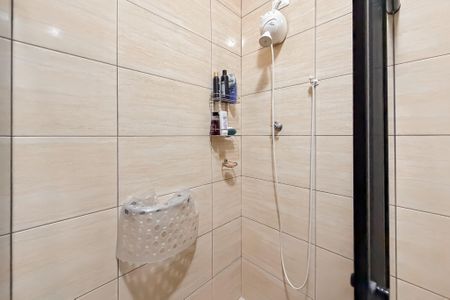 Casa à venda com 150m², 2 quartos e 3 vagas Casa à venda com 150m², 2 quartos e 3 vagasBanheiro Piso Superior