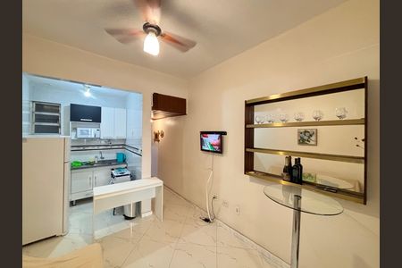 Sala de apartamento para alugar com 1 quarto, 30m² em Copacabana, Rio de Janeiro