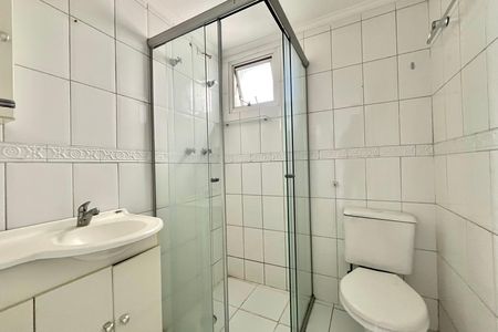 Apartamento à venda com 61m², 2 quartos e 2 vagas Apartamento à venda com 61m², 2 quartos e 2 vagasBanheiro da Suíte