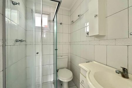 Apartamento à venda com 61m², 2 quartos e 2 vagas Apartamento à venda com 61m², 2 quartos e 2 vagasBanheiro Corredor