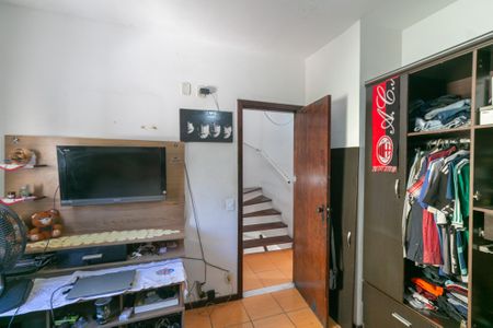 Casa de condomínio à venda com 202m², 3 quartos e 1 vaga