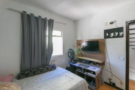 Casa de condomínio à venda com 202m², 3 quartos e 1 vaga