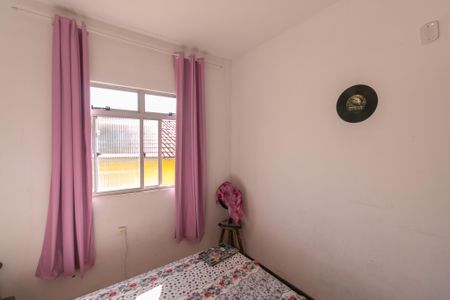 Casa de condomínio à venda com 202m², 3 quartos e 1 vaga
