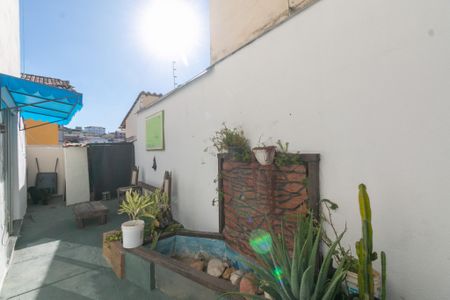 Casa de condomínio à venda com 202m², 3 quartos e 1 vaga