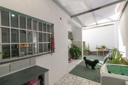 Casa de condomínio à venda com 202m², 3 quartos e 1 vaga