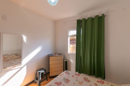 Casa de condomínio à venda com 202m², 3 quartos e 1 vaga
