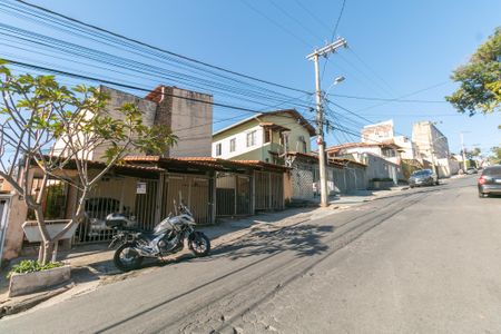 Casa de Condomínio à venda com 3 quartos, 202m² em Santa Amelia, Belo Horizonte