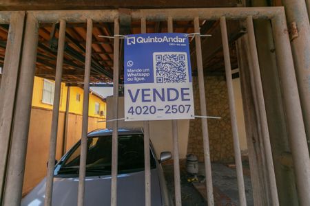 Casa de condomínio à venda com 202m², 3 quartos e 1 vaga