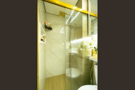 Apartamento à venda com 66m², 3 quartos e 1 vaga Apartamento à venda com 66m², 3 quartos e 1 vagaBanheiro social