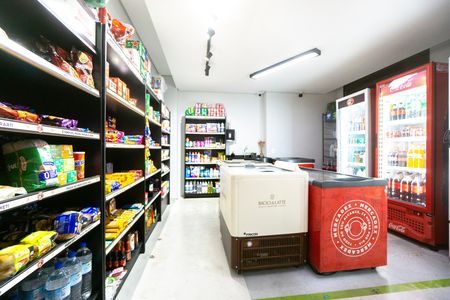 Apartamento à venda com 66m², 3 quartos e 1 vaga Apartamento à venda com 66m², 3 quartos e 1 vagaMercado