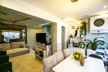 Apartamento à venda com 66m², 3 quartos e 1 vaga Apartamento à venda com 66m², 3 quartos e 1 vagaVaranda