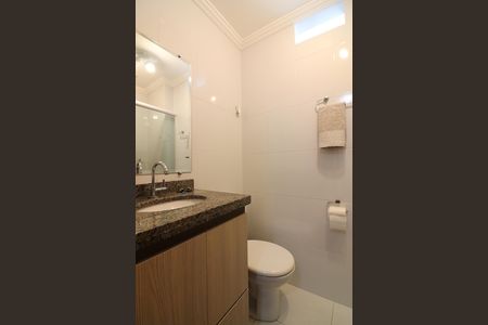 Apartamento à venda com 70m², 2 quartos e 1 vagaBanheiro Social