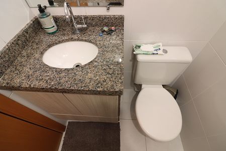 Apartamento à venda com 70m², 2 quartos e 1 vagaBanheiro Social