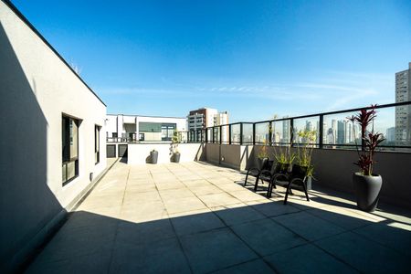 Studio para alugar com 32m², 1 quarto e 1 vaga Studio para alugar com 32m², 1 quarto e 1 vagaTerraço