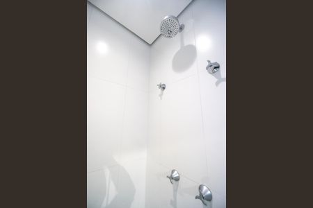 Studio para alugar com 32m², 1 quarto e 1 vaga Studio para alugar com 32m², 1 quarto e 1 vagaChuveiro