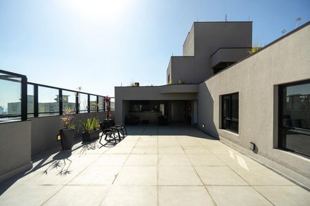 Studio para alugar com 32m², 1 quarto e 1 vaga Studio para alugar com 32m², 1 quarto e 1 vagaTerraço