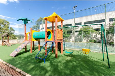 Apartamento para alugar com 37m², 2 quartos e 1 vaga Apartamento para alugar com 37m², 2 quartos e 1 vagaÁrea comum - Playground