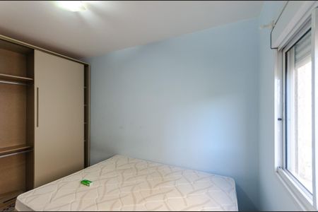 Quarto 1 de apartamento para alugar com 2 quartos, 37m² em Jardim Adelfiore, São Paulo