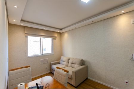 Sala de apartamento para alugar com 2 quartos, 37m² em Jardim Adelfiore, São Paulo