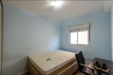 Quarto 1 de apartamento para alugar com 2 quartos, 37m² em Jardim Adelfiore, São Paulo