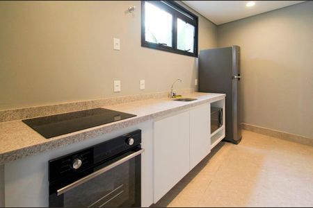 Studio à venda com 31m², 1 quarto e sem vaga Studio à venda com 31m², 1 quarto e sem vagaÁrea comum - Salão de festas