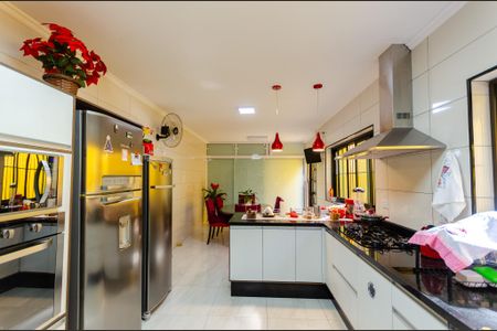 Casa à venda com 200m², 4 quartos e 4 vagasCozinha