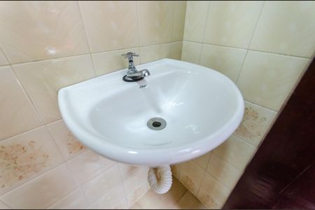 Casa à venda com 200m², 4 quartos e 4 vagasBanheiro de serviço 1