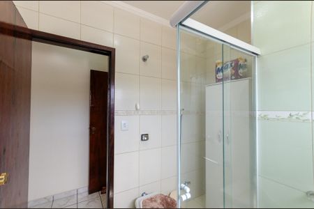 Casa à venda com 200m², 4 quartos e 4 vagasSuíte - Banheiro