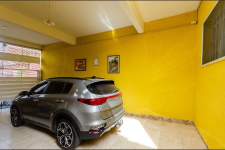 Casa à venda com 200m², 4 quartos e 4 vagasGaragem