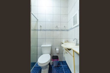 Casa à venda com 200m², 4 quartos e 4 vagasBanheiro de serviço 2