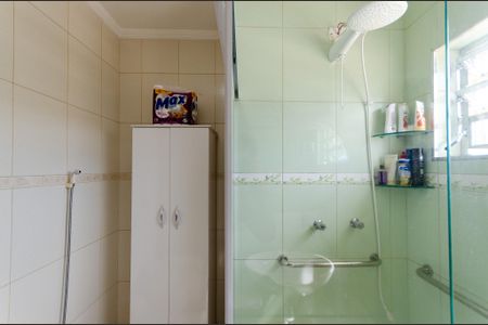 Casa à venda com 200m², 4 quartos e 4 vagasSuíte - Banheiro