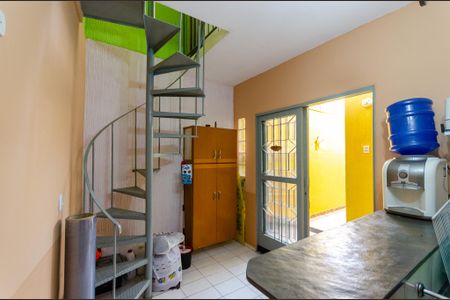 Casa à venda com 200m², 4 quartos e 4 vagasEdícula
