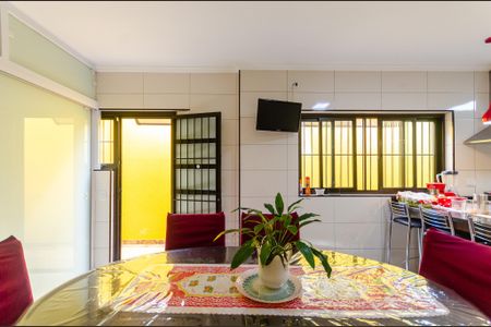 Casa à venda com 200m², 4 quartos e 4 vagasCozinha