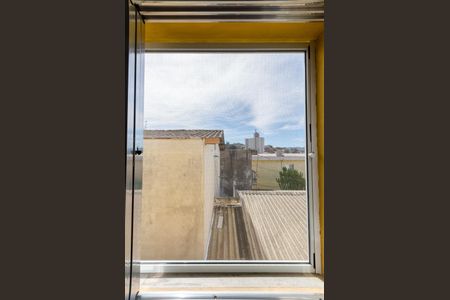 Casa à venda com 200m², 4 quartos e 4 vagasQuarto 2 - Janela