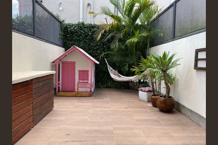 Área externa de casa à venda com 2 quartos, 121m² em Aberta dos Morros, Porto Alegre