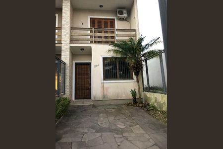 Casa à venda com 121m², 2 quartos e 1 vagaFachada