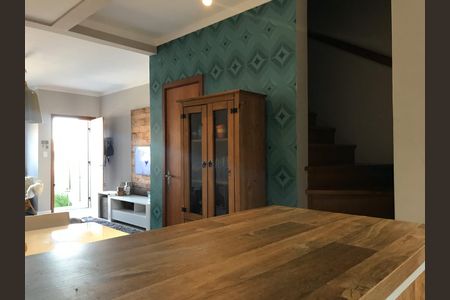 Sala de casa à venda com 2 quartos, 121m² em Aberta dos Morros, Porto Alegre