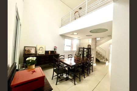 Sala de Jantar de casa à venda com 4 quartos, 562m² em Jardim Riacho das Pedras, Contagem