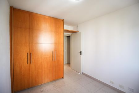 Apartamento para alugar com 75m², 2 quartos e 1 vaga Apartamento para alugar com 75m², 2 quartos e 1 vagaQuarto 2