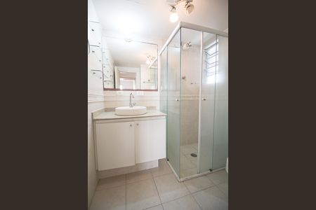 Apartamento para alugar com 75m², 2 quartos e 1 vaga Apartamento para alugar com 75m², 2 quartos e 1 vagaBanheiro