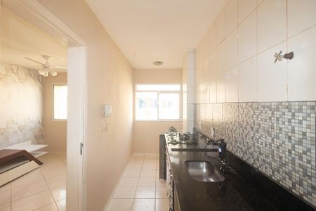 Apartamento para alugar com 49m², 2 quartos e 1 vaga Apartamento para alugar com 49m², 2 quartos e 1 vagaCozinha e Área de Serviço