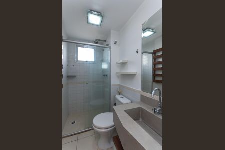 Apartamento para alugar com 73m², 2 quartos e 1 vagaBanheiro do quarto 1 Suíte