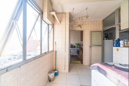 Apartamento à venda com 166m², 3 quartos e 1 vagaÁrea de Serviço